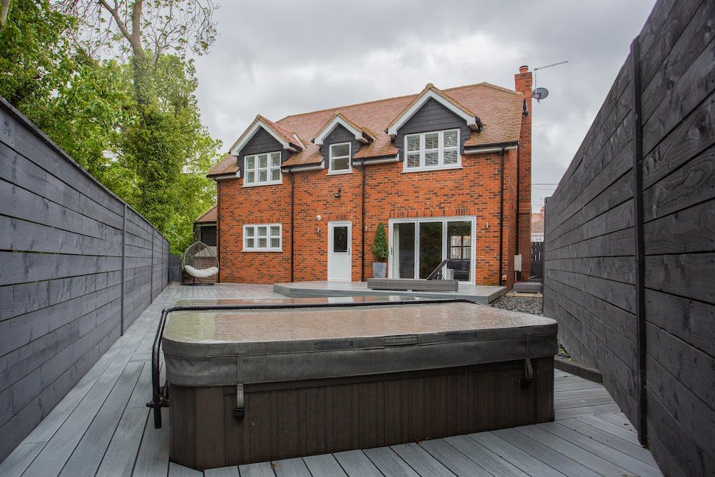 Hot Tub in Garden of Real Estate